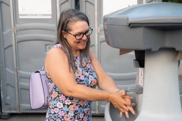 Best Portable bathroom rental  in Chebanse, IL